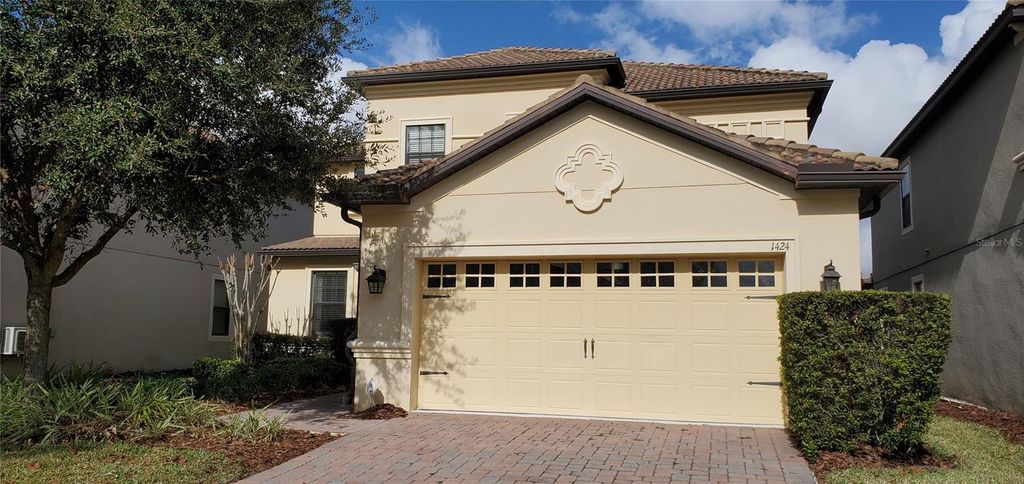 Photo of 1424 Moon Valley Drive, Davenport, FL 33896 (MLS # O6349433)