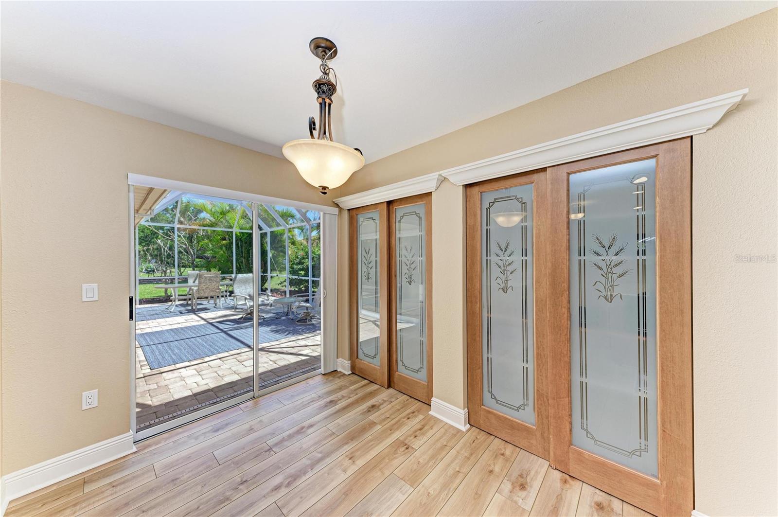 WILLOW SPRINGS - Residential