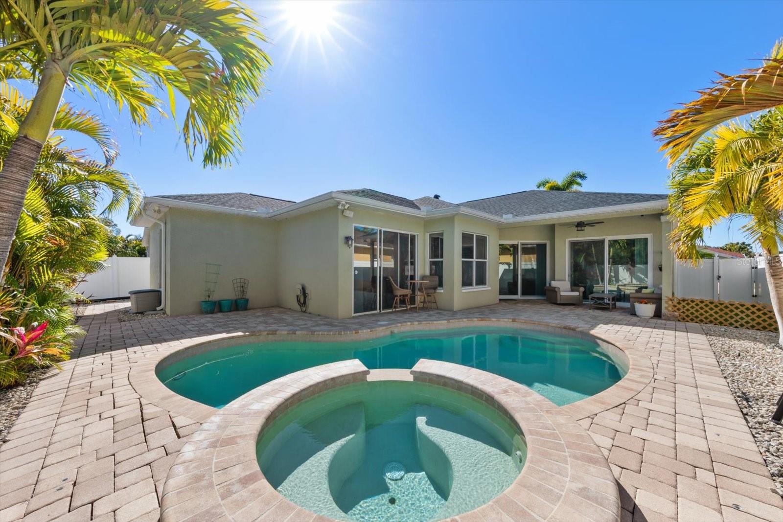 WILD OAKS - Residential