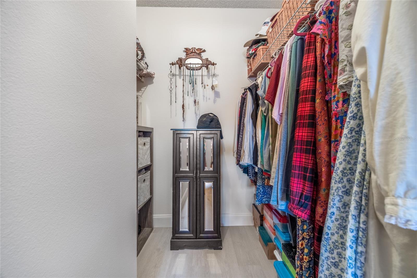 PALM CLAY - Residential