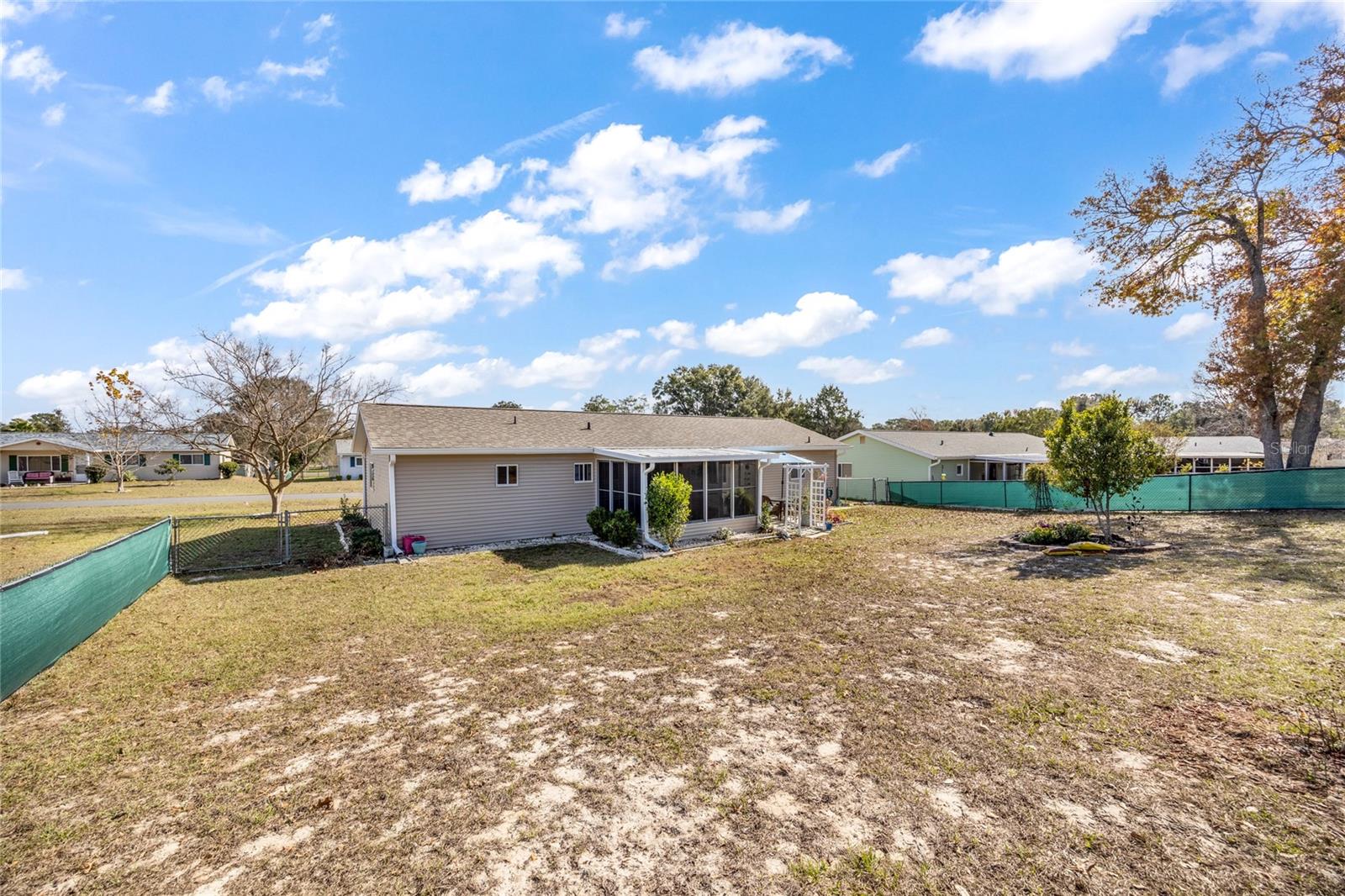 PALM CLAY - Residential