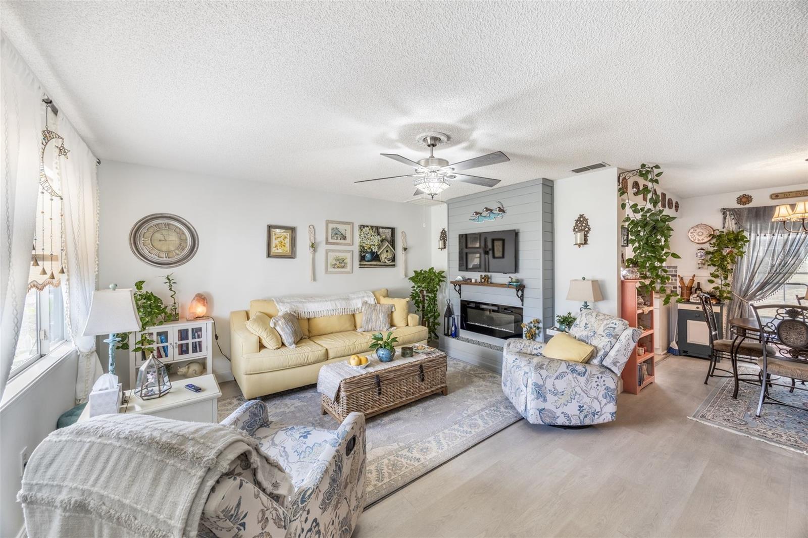 PALM CLAY - Residential