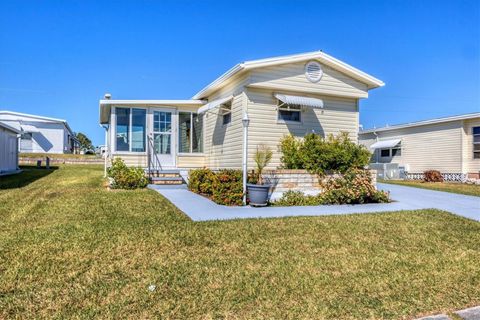 A home in ELLENTON