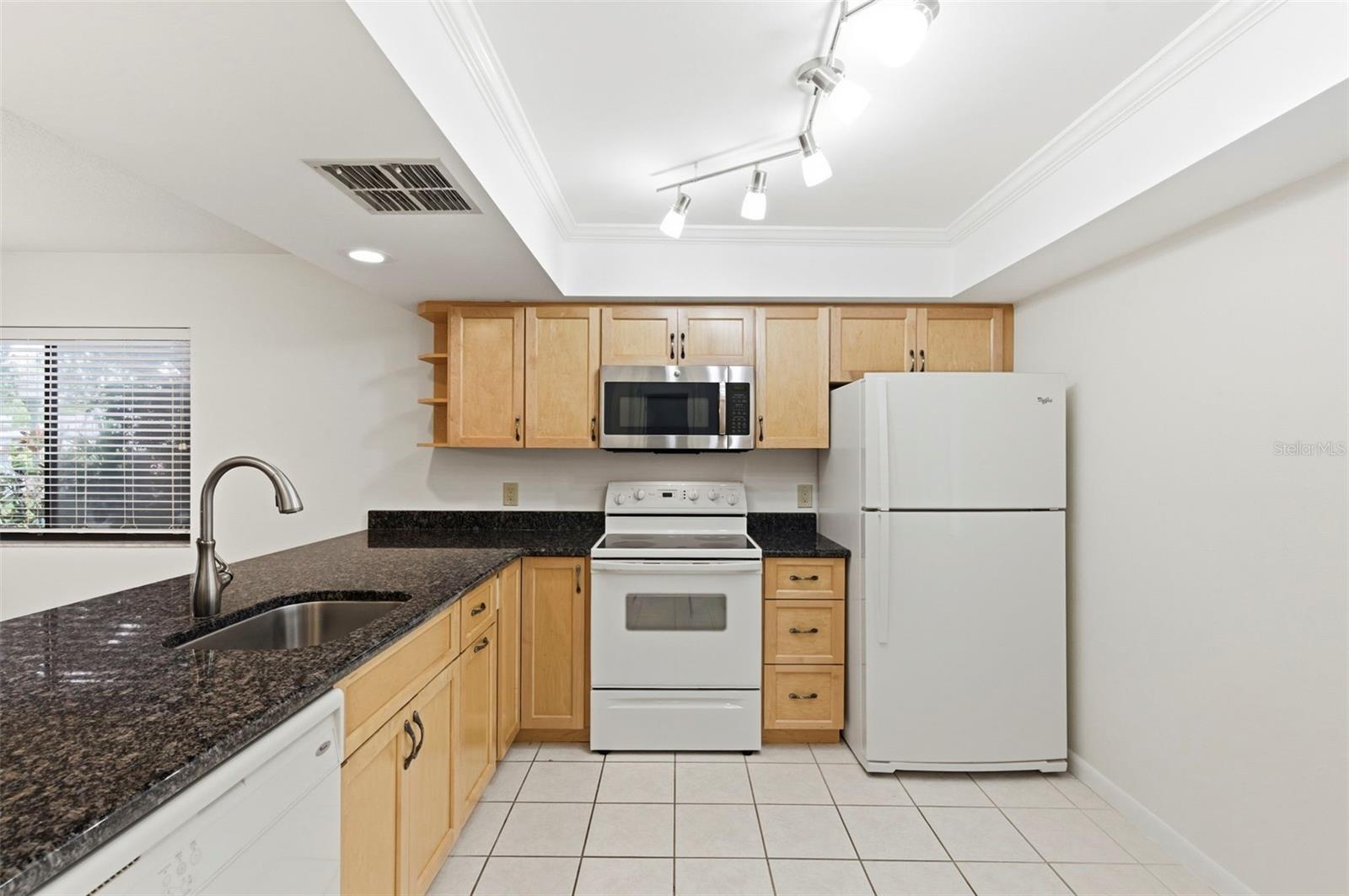 BRYN MAWR AT COUNTRYSIDE - Residential