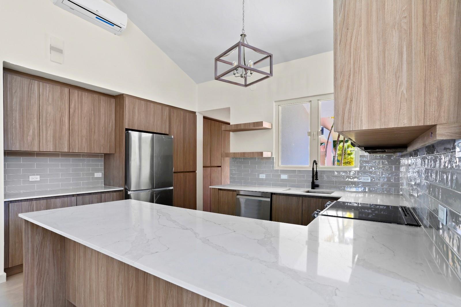 SABANERA DE DORADO - Residential