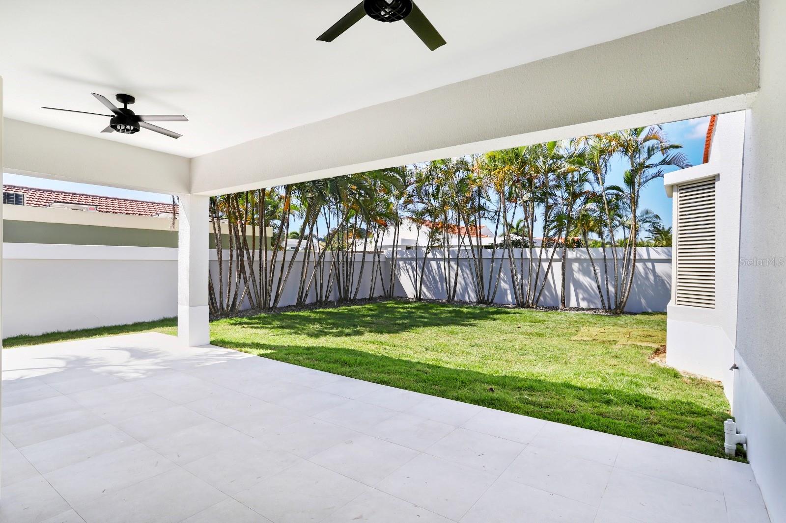 SABANERA DE DORADO - Residential