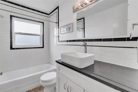 Tiny photo for 508 Ohio Boulevard, Eustis, FL 32726 (MLS # G5110406)