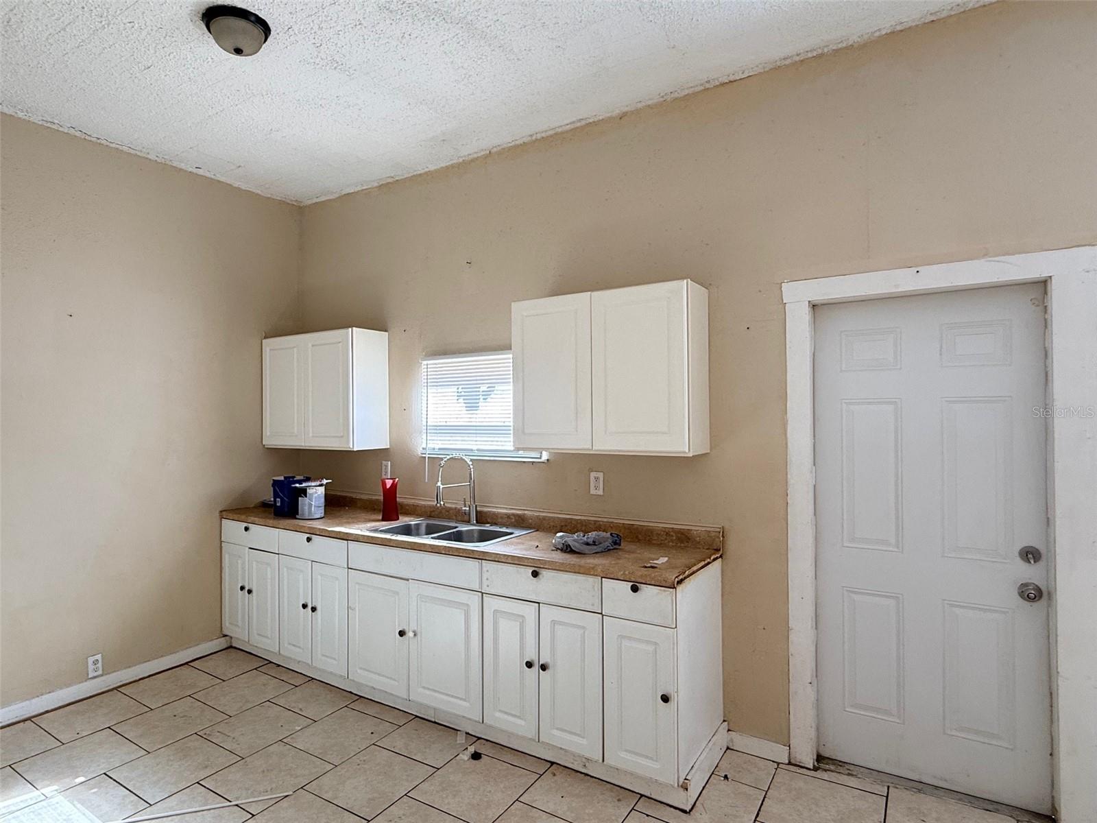 YBOR HEIGHTS - Residential Lease