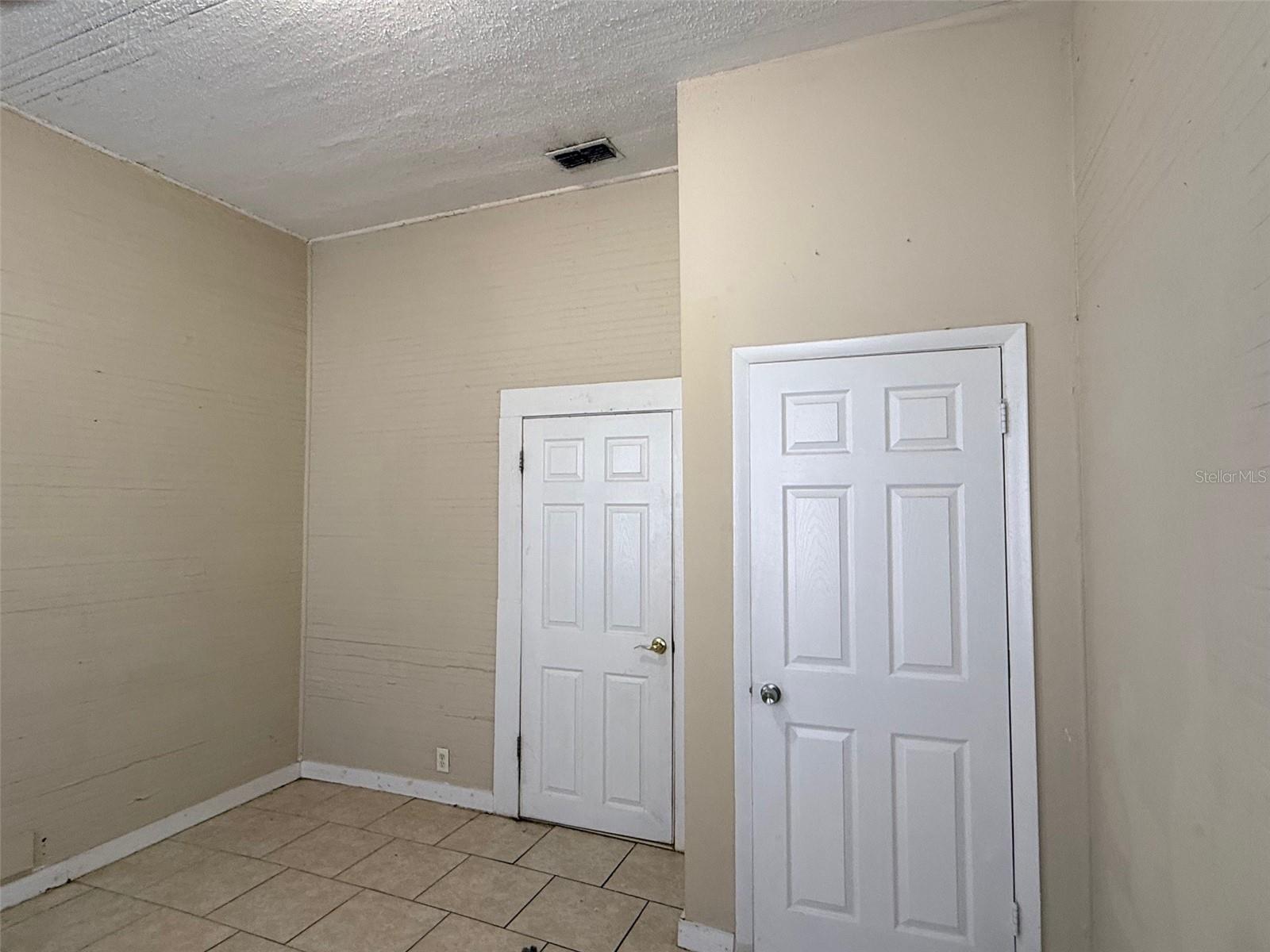 YBOR HEIGHTS - Residential Lease