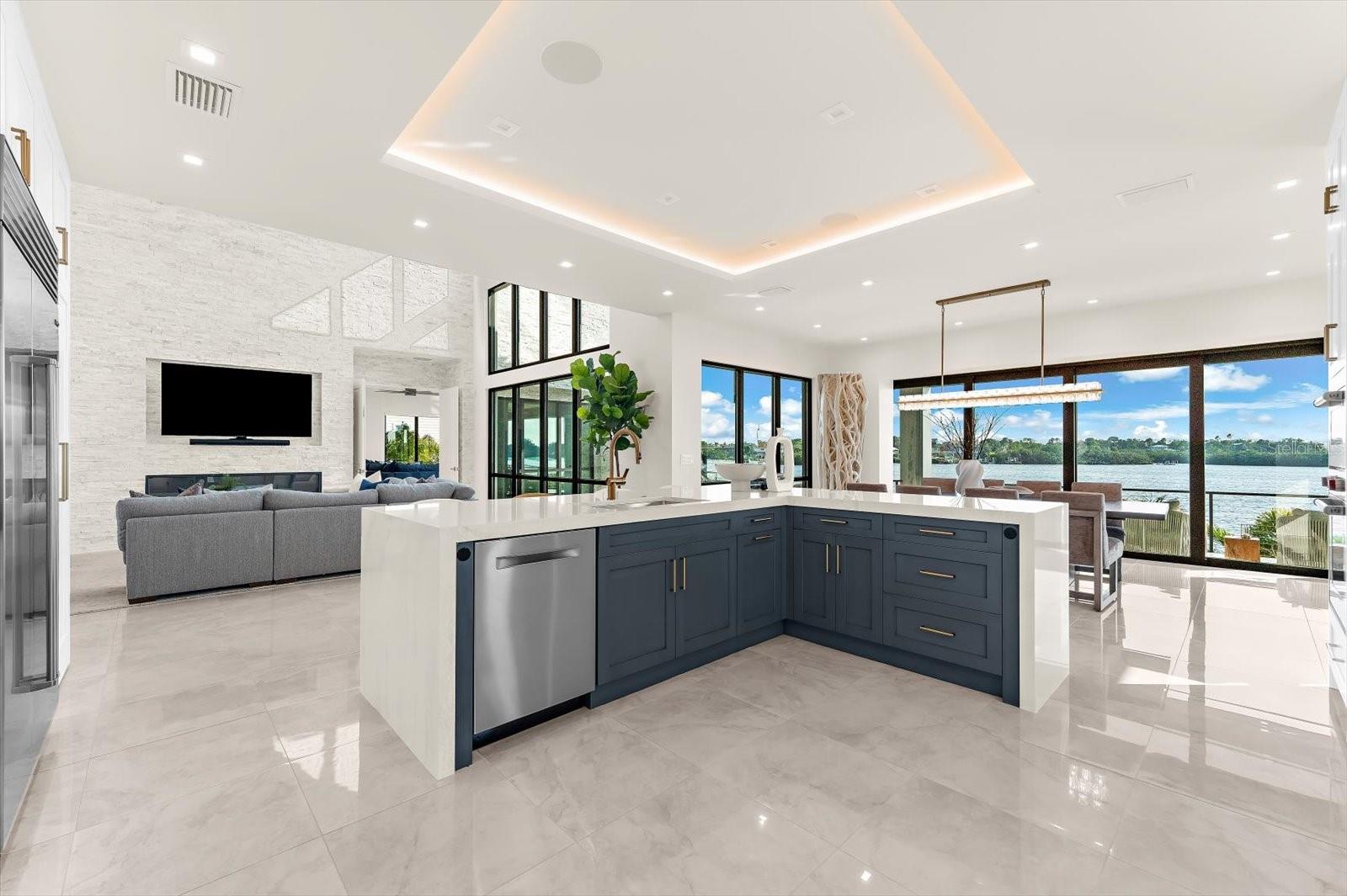 TOMAQUA - Residential