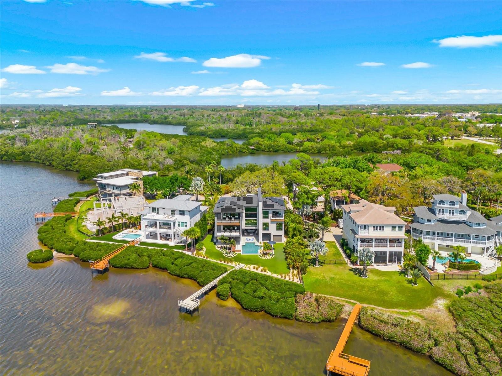 TOMAQUA - Residential