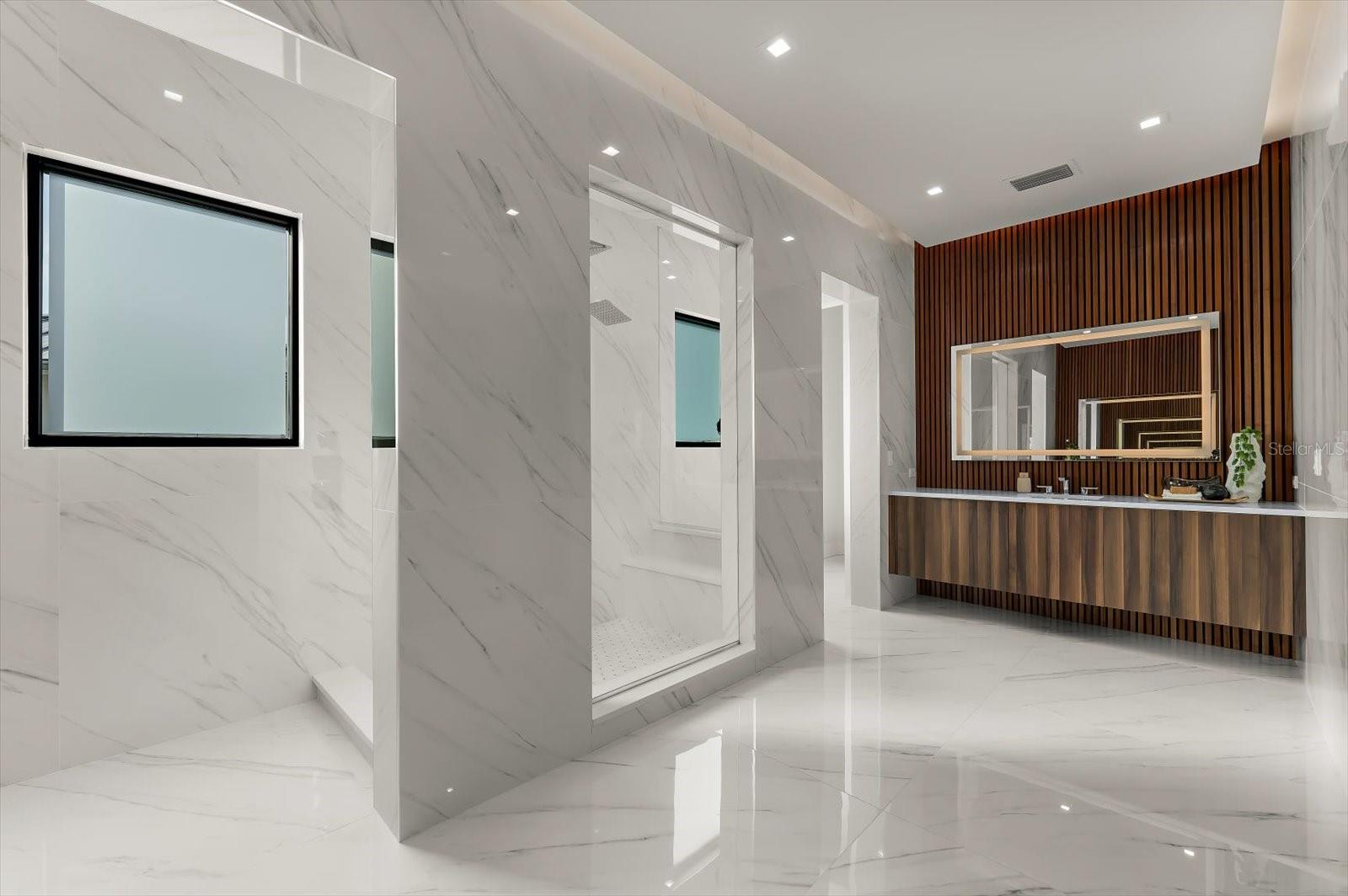 TOMAQUA - Residential