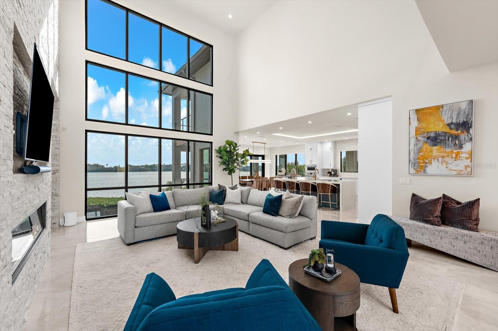 TOMAQUA - Residential