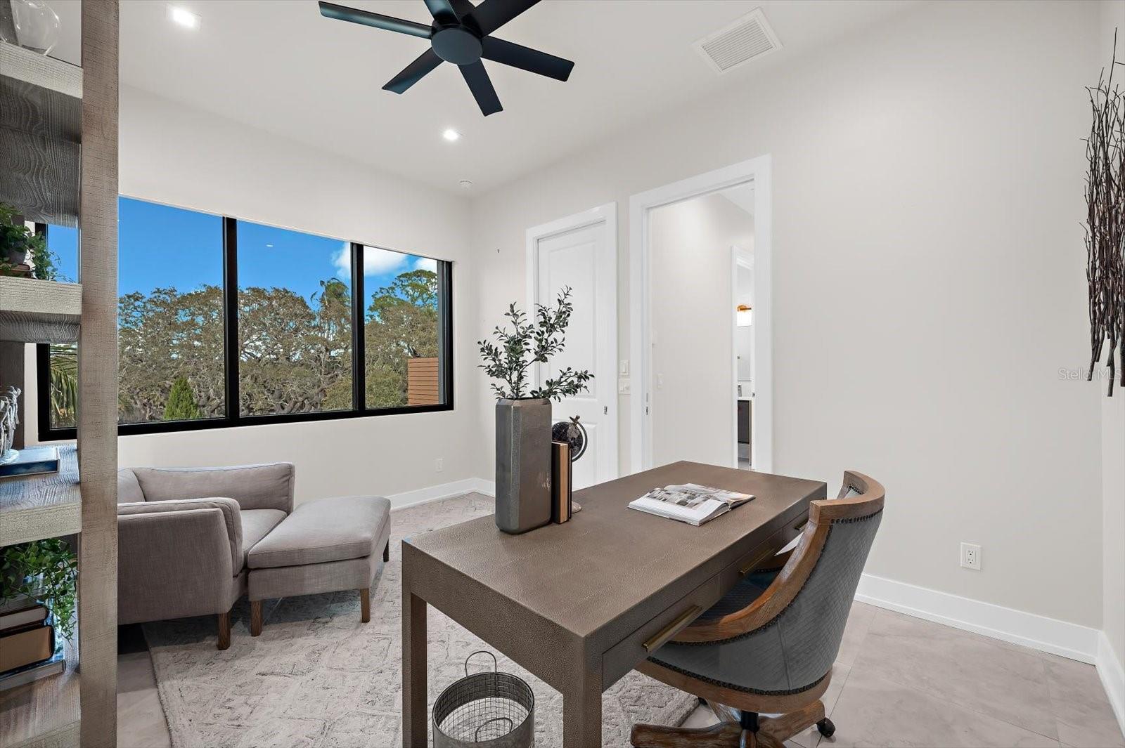 TOMAQUA - Residential