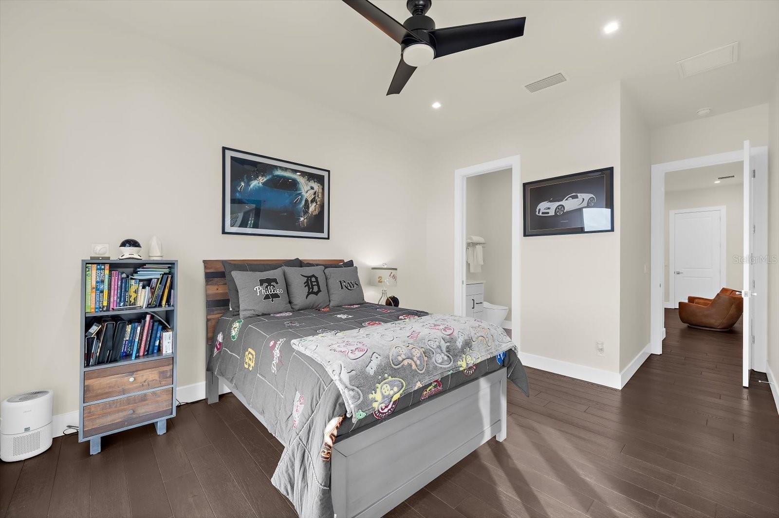 TOMAQUA - Residential