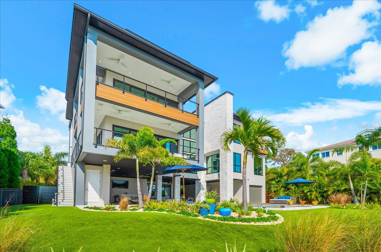 TOMAQUA - Residential