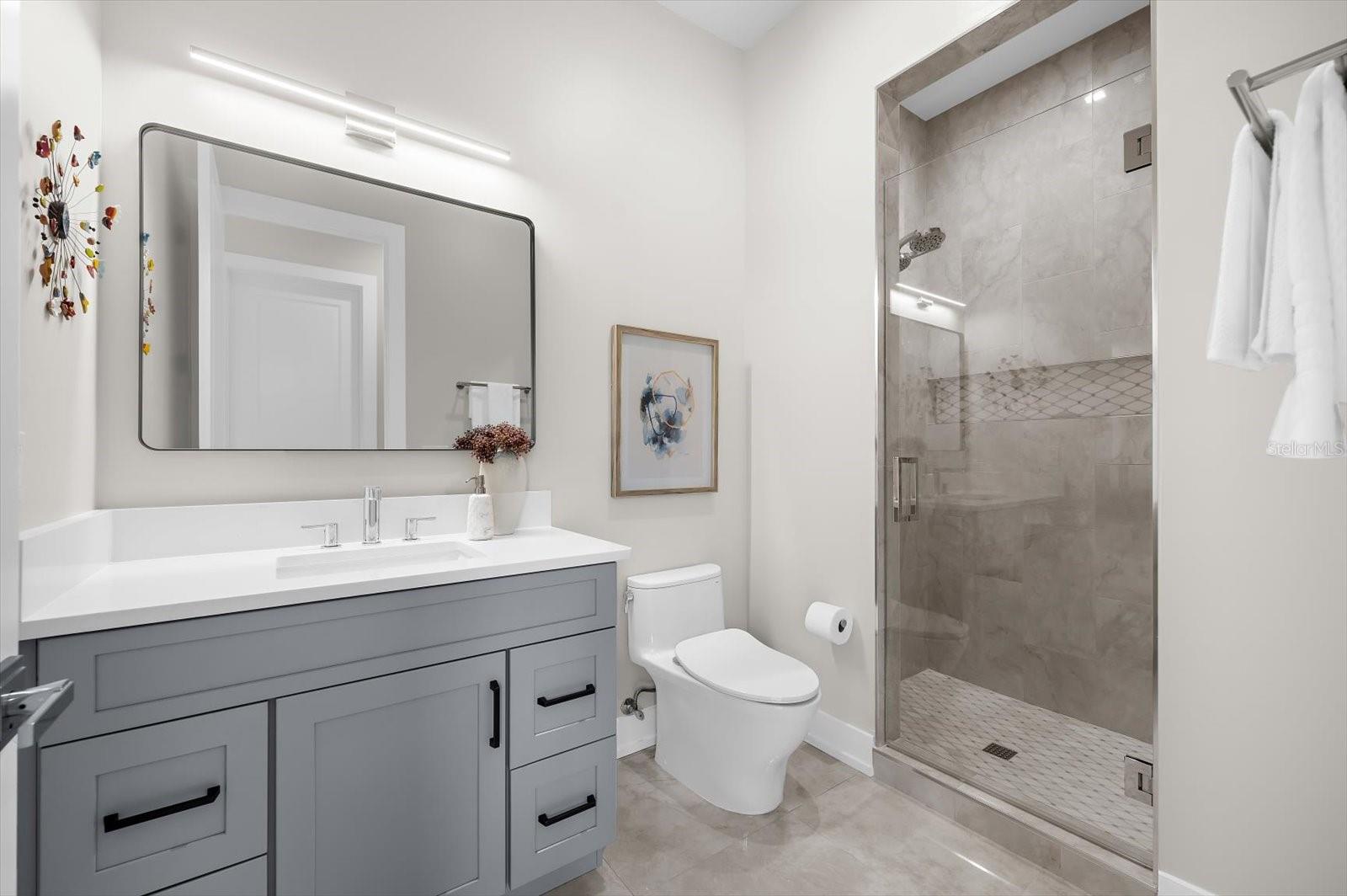 TOMAQUA - Residential