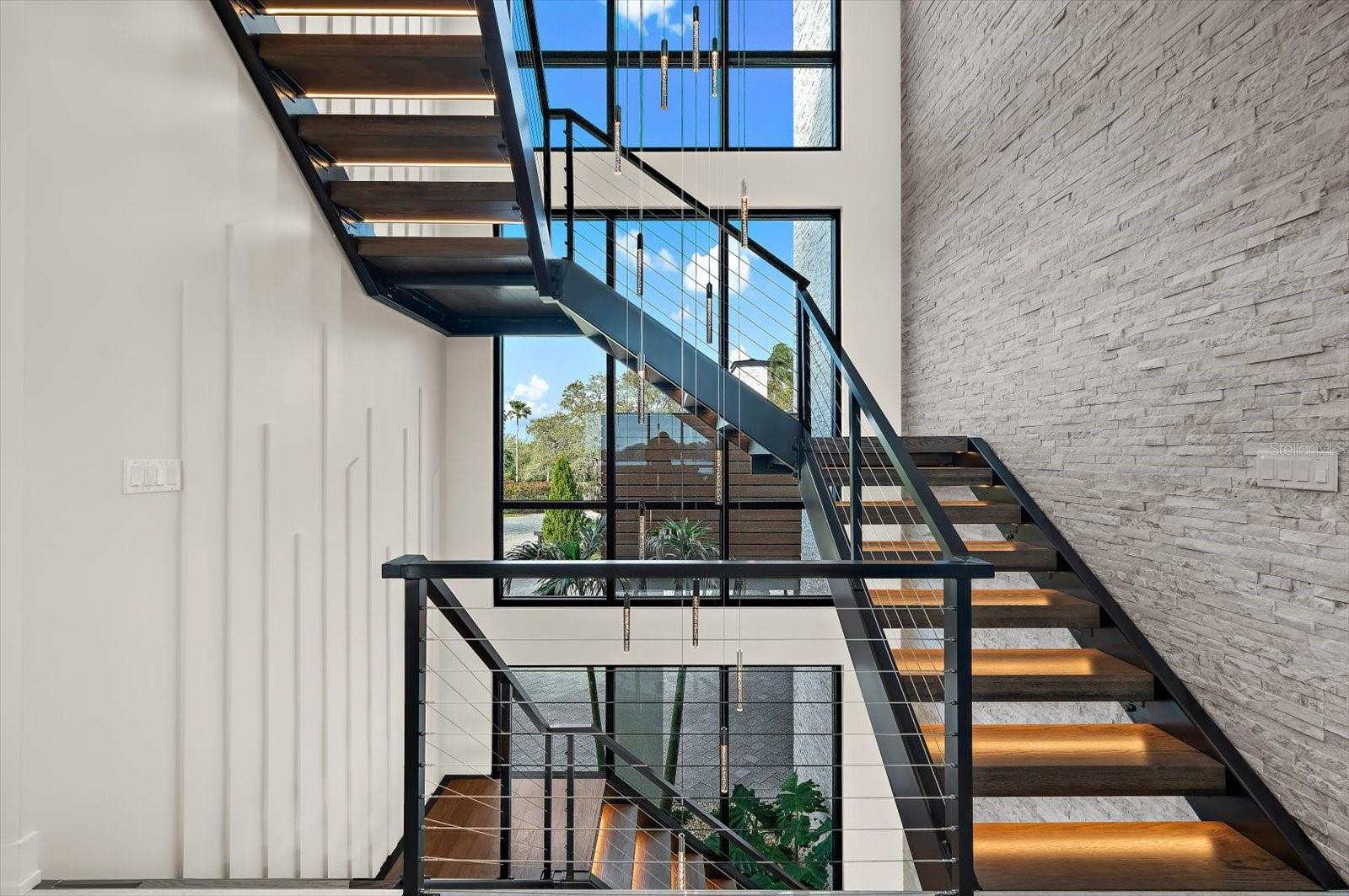 TOMAQUA - Residential