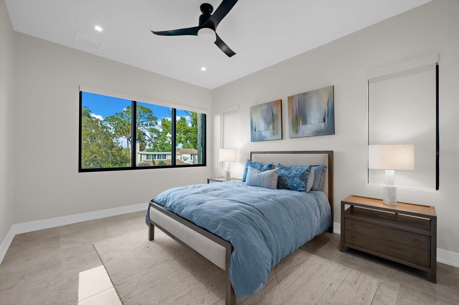 TOMAQUA - Residential