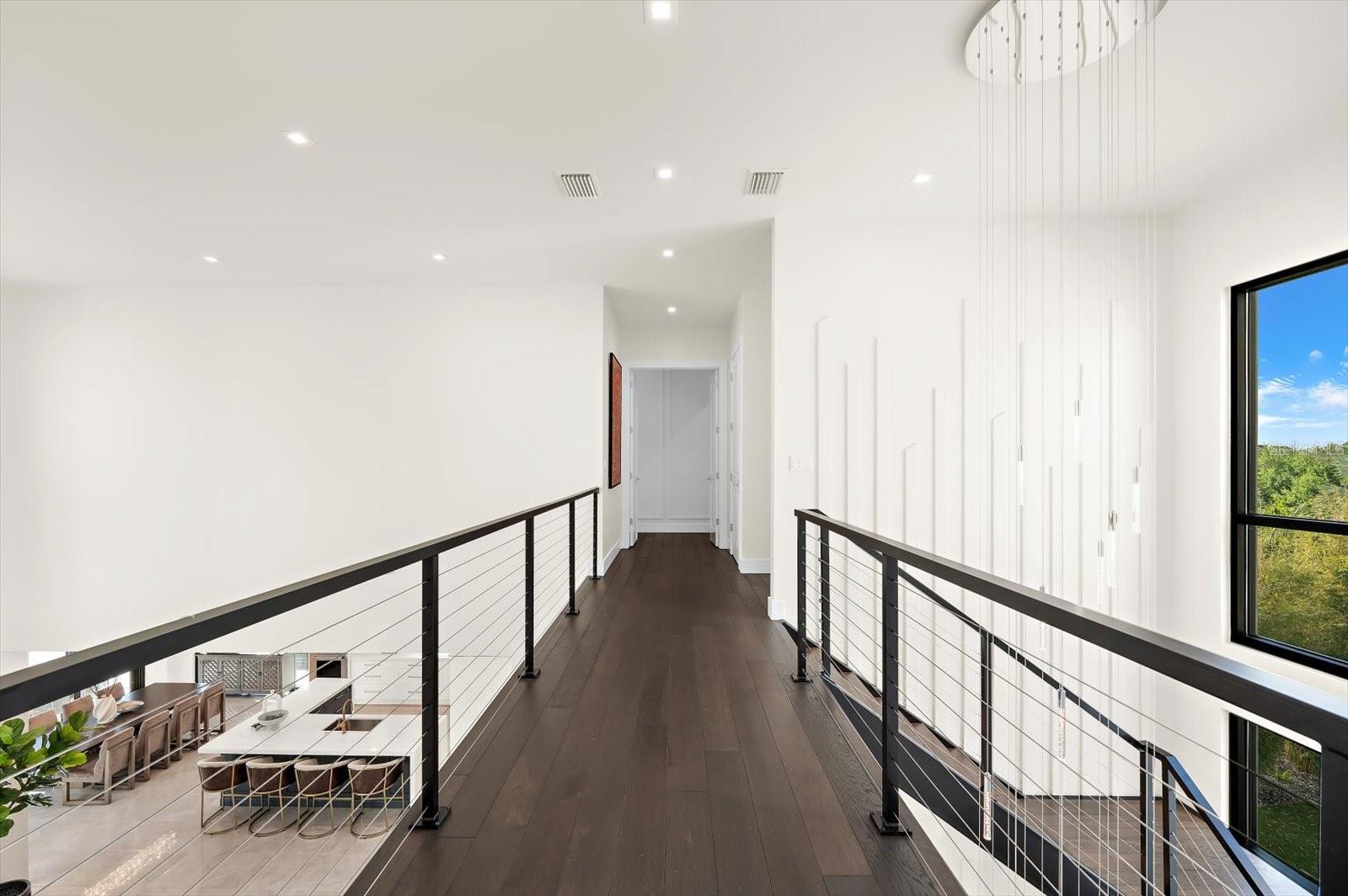 TOMAQUA - Residential