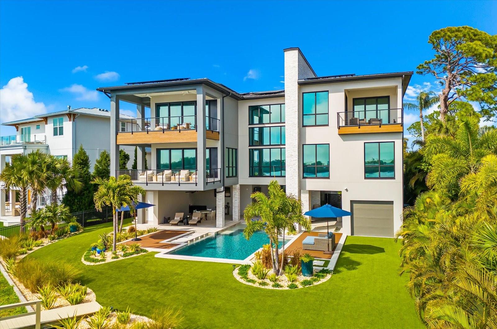 TOMAQUA - Residential