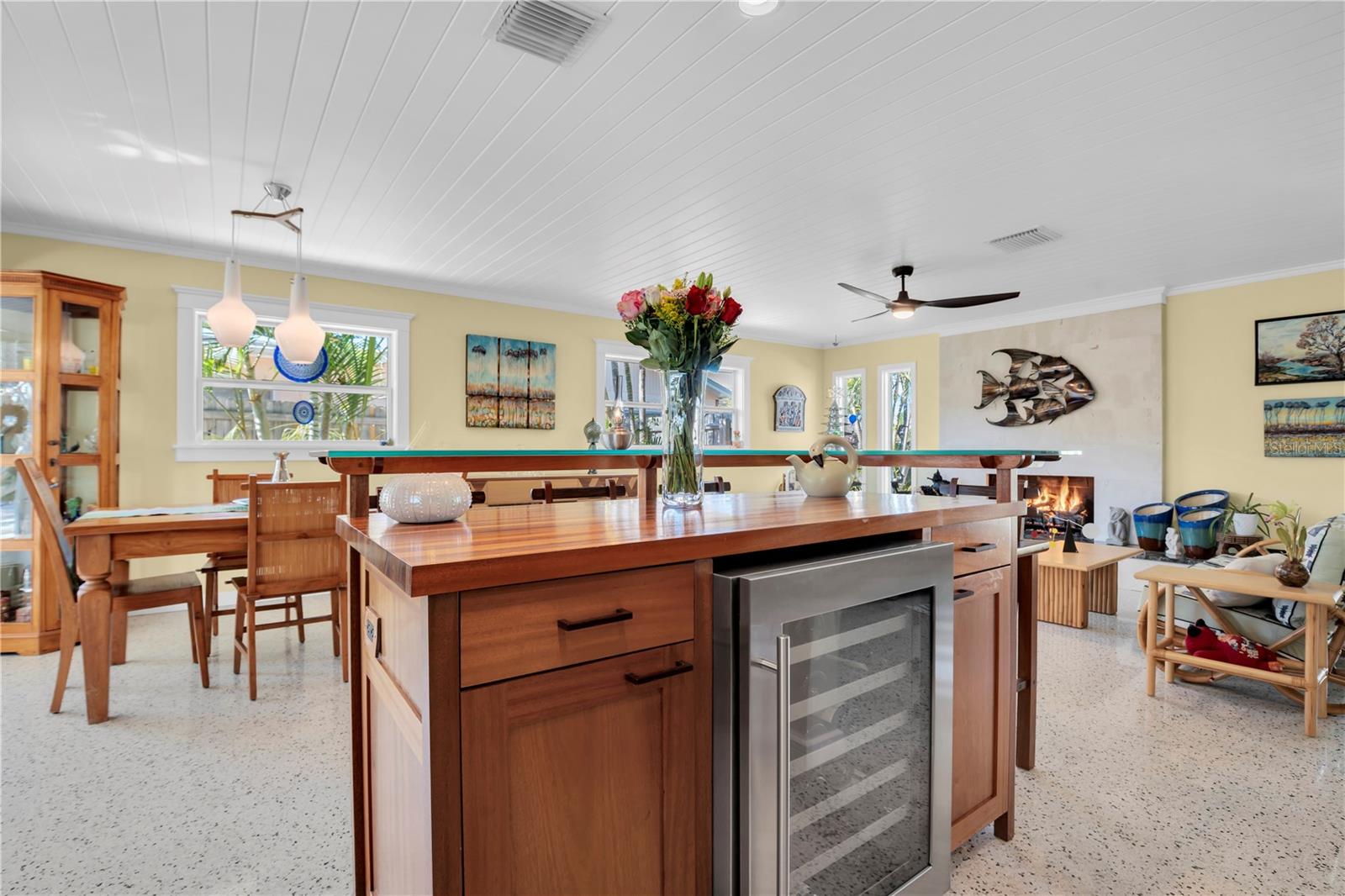 PASADENA ISLE - Residential