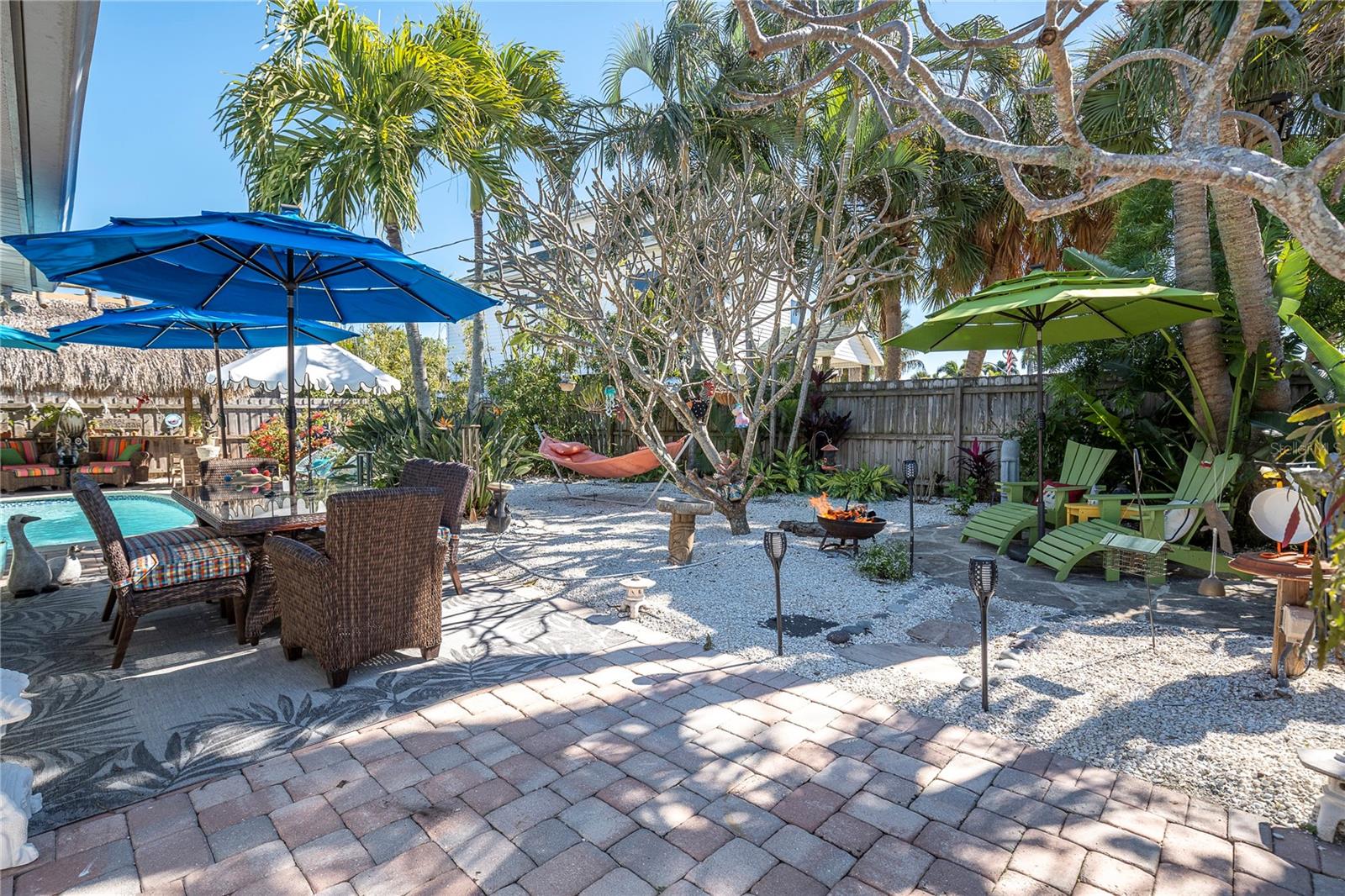 PASADENA ISLE - Residential