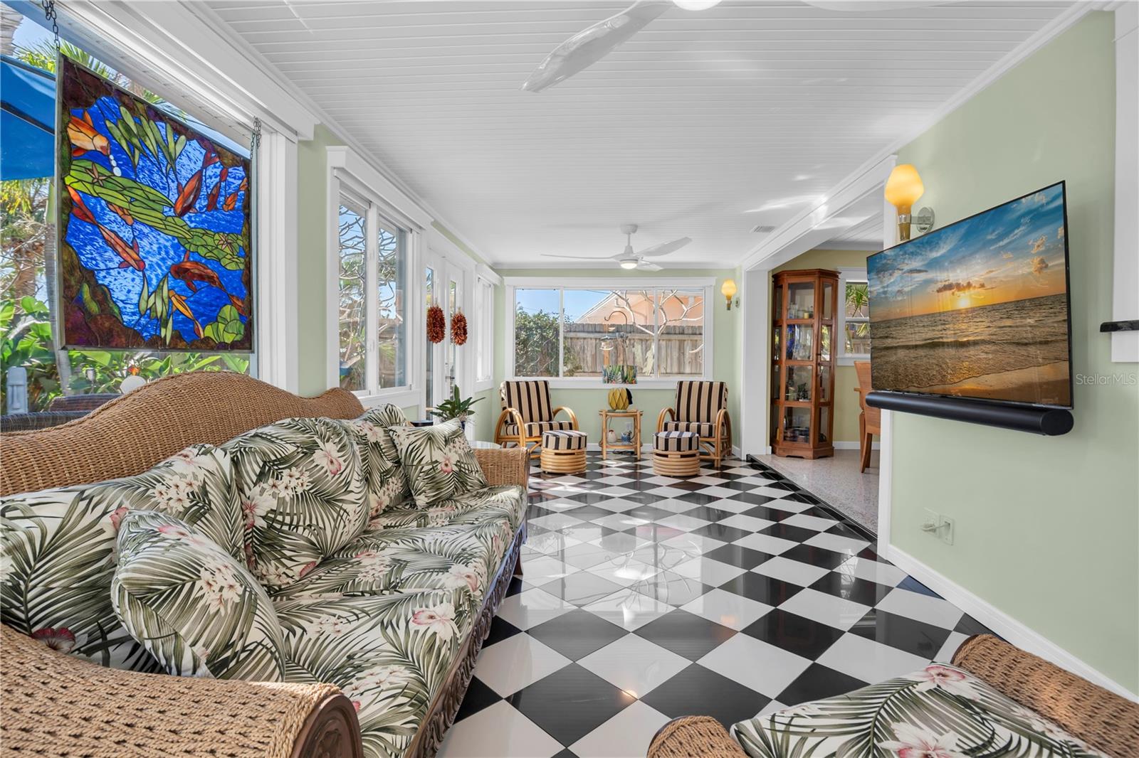 PASADENA ISLE - Residential