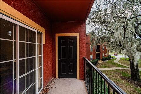 A home in LAKE MARY