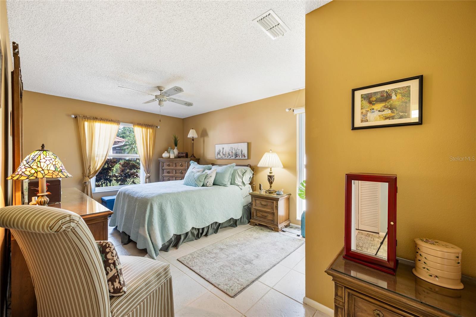 HIGHLAND LAKES VILLA CONDO I - Residential