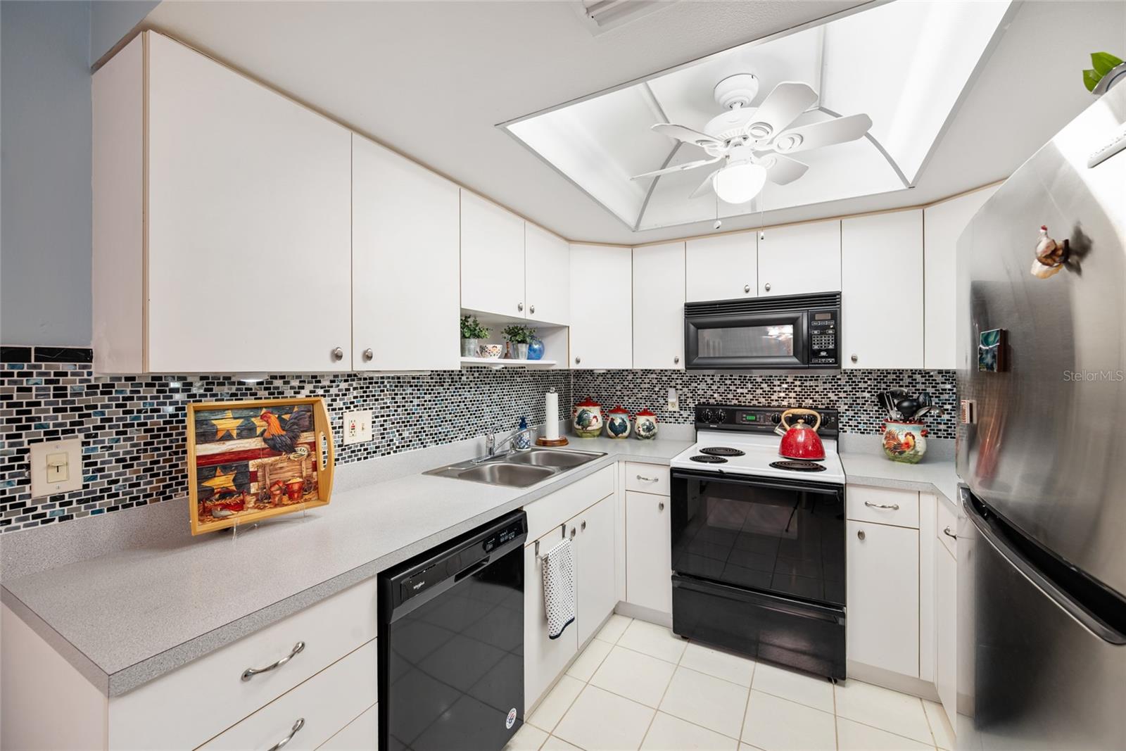 HIGHLAND LAKES VILLA CONDO I - Residential