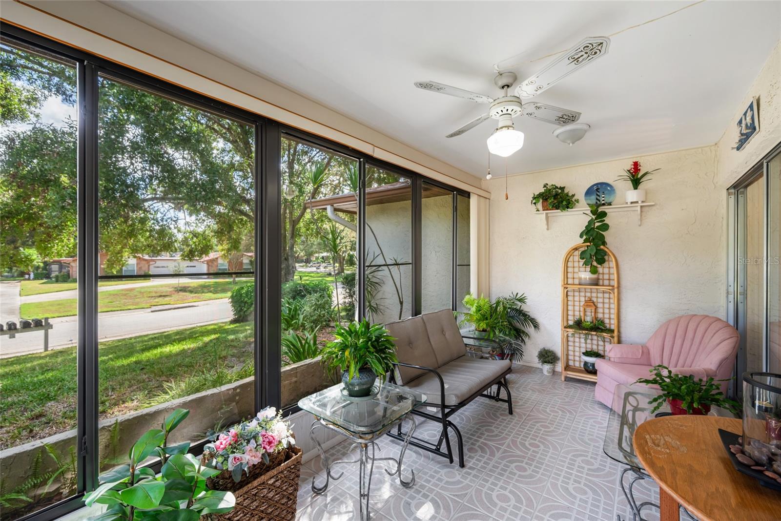 HIGHLAND LAKES VILLA CONDO I - Residential