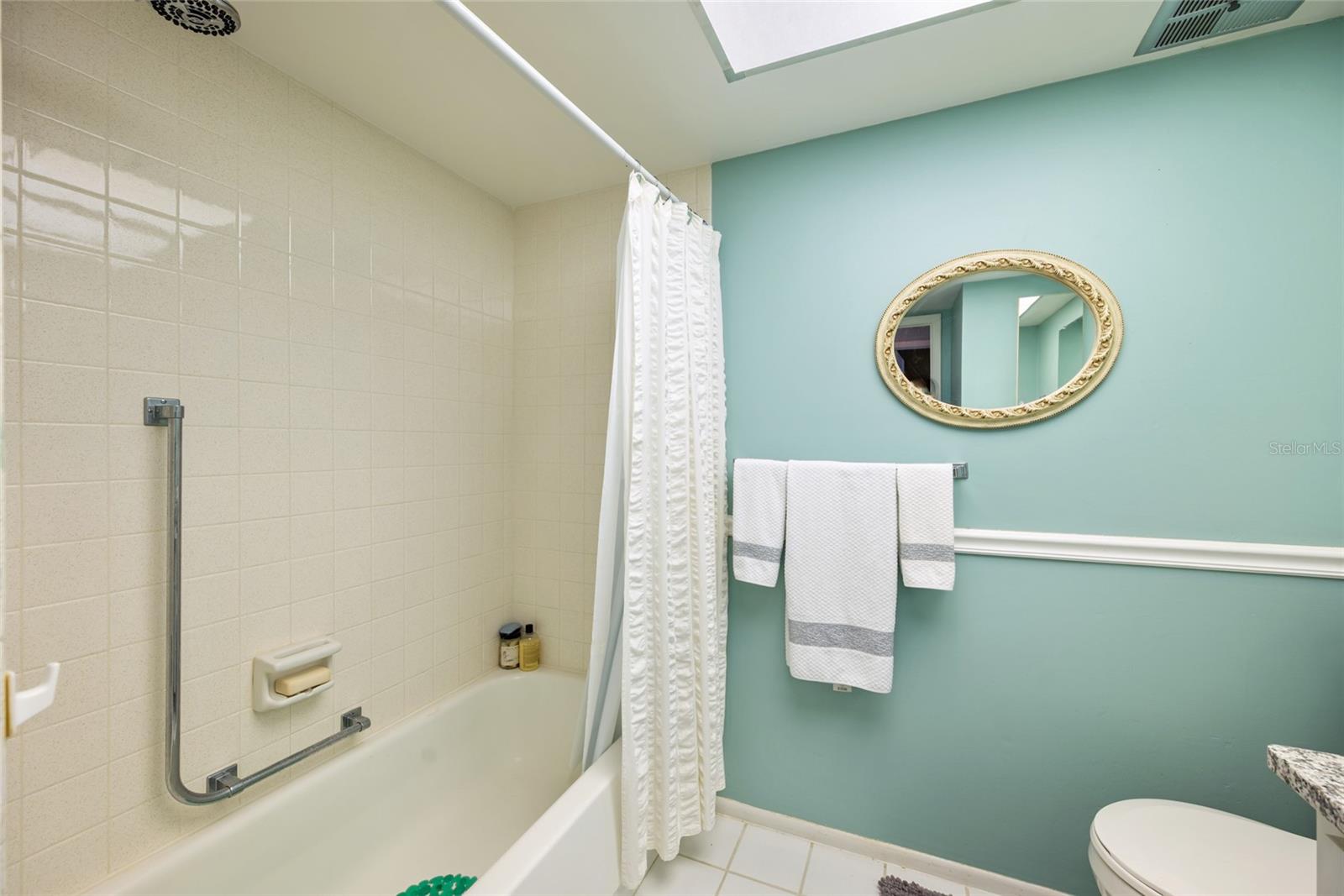 HIGHLAND LAKES VILLA CONDO I - Residential