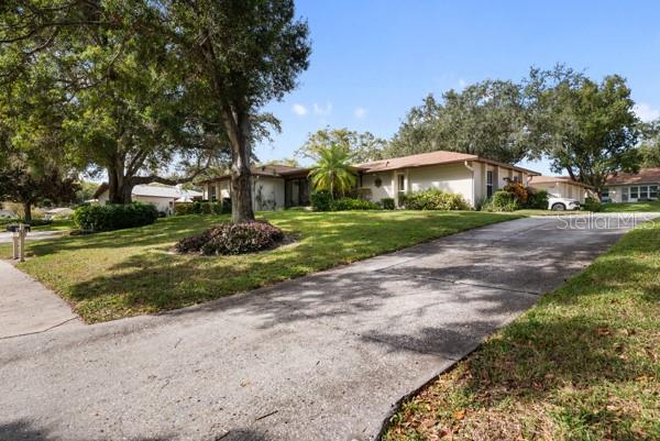 HIGHLAND LAKES VILLA CONDO I - Residential