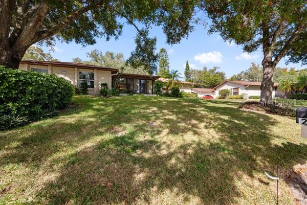 HIGHLAND LAKES VILLA CONDO I - Residential