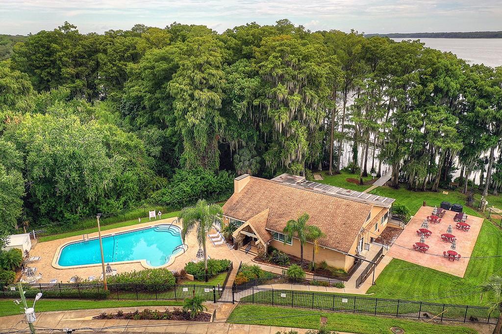HIGHLAND LAKES VILLA CONDO I - Residential