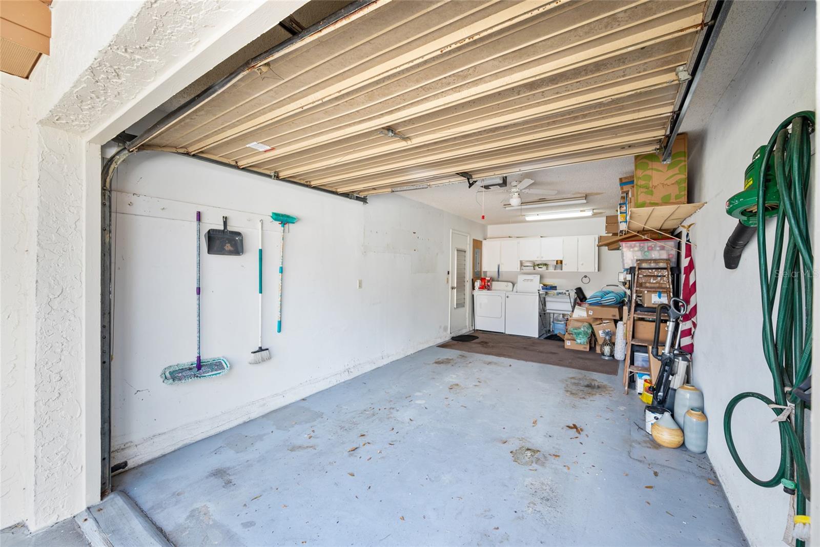 HIGHLAND LAKES VILLA CONDO I - Residential