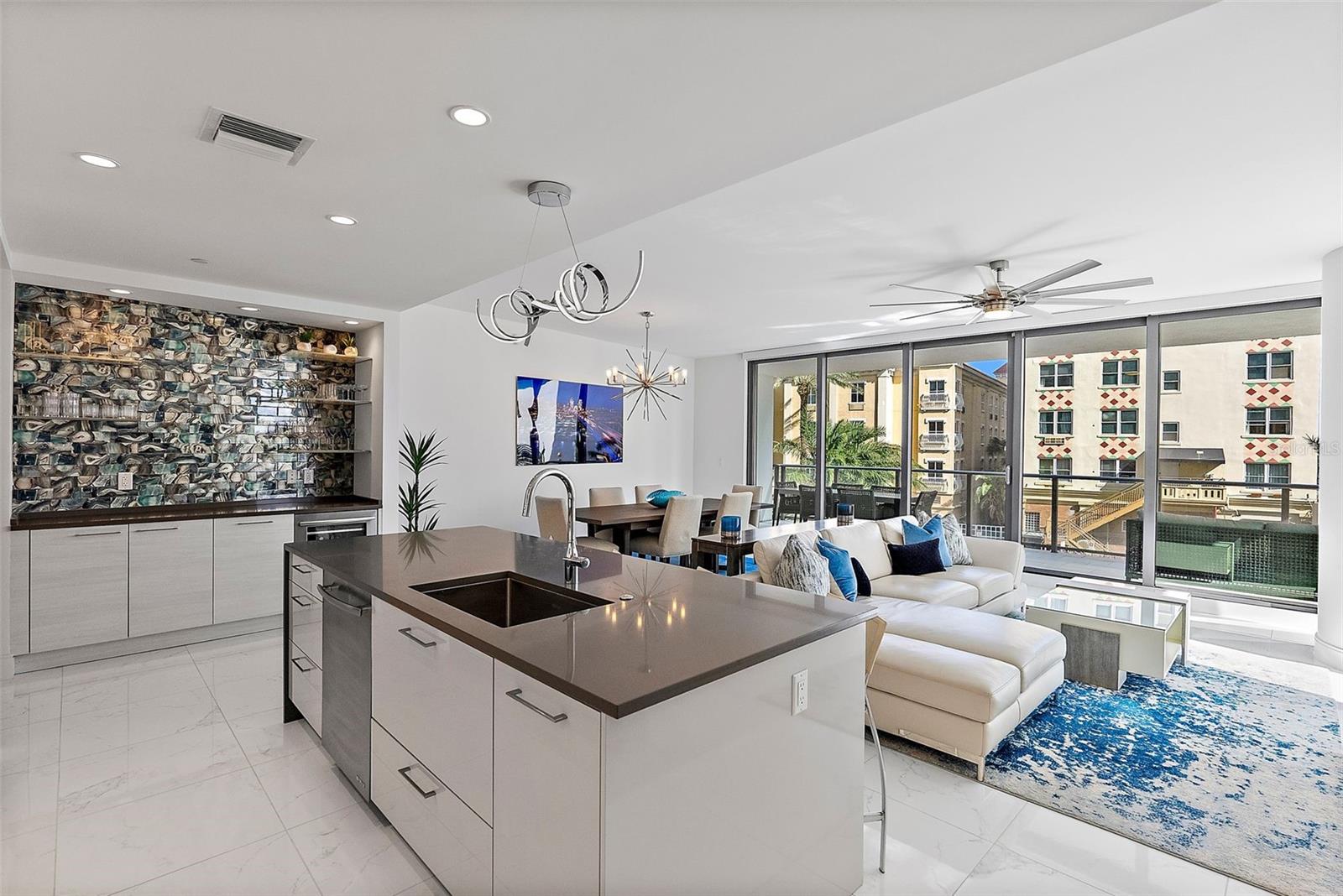 ONE ST. PETERSBURG - Residential Lease