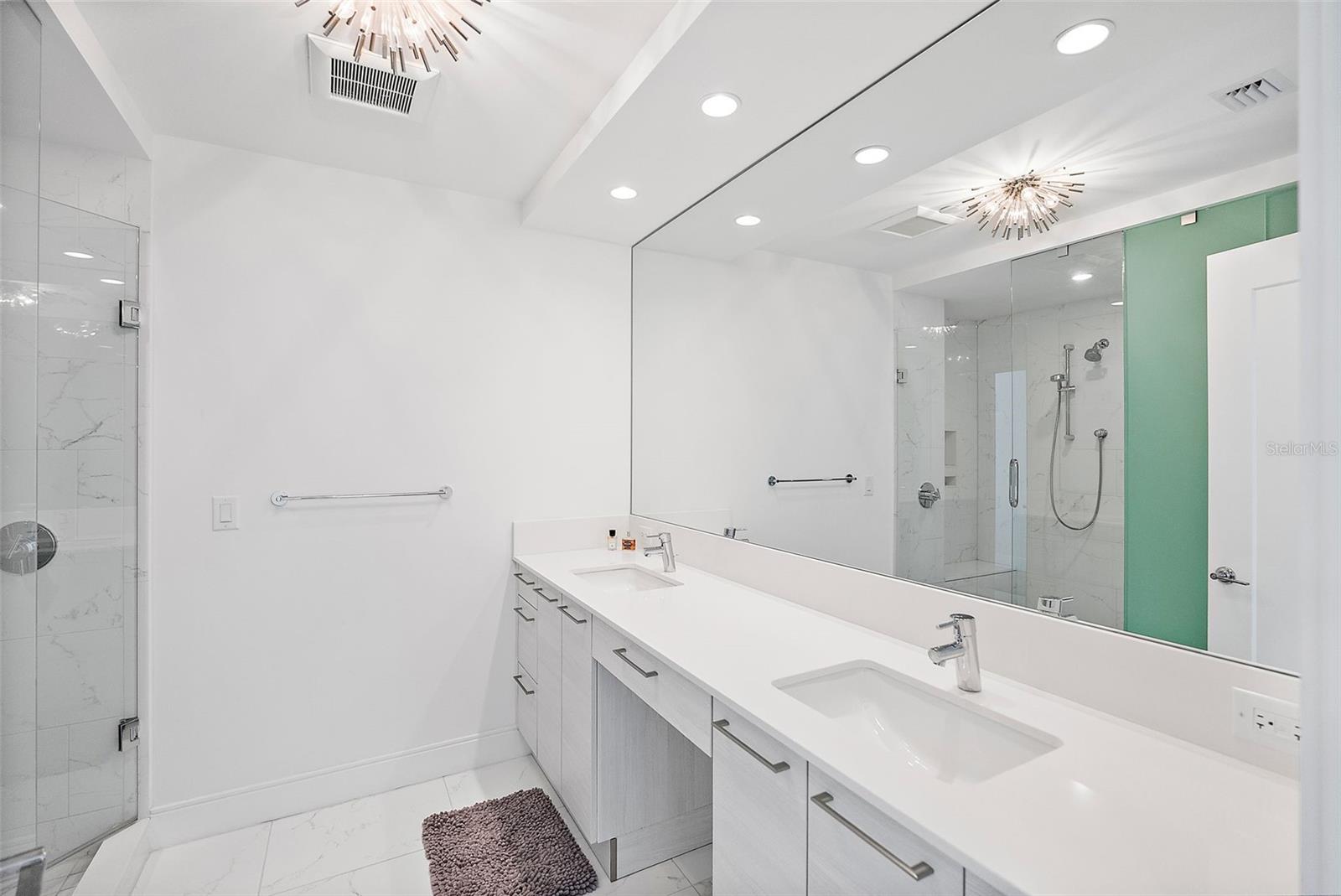 ONE ST. PETERSBURG - Residential Lease