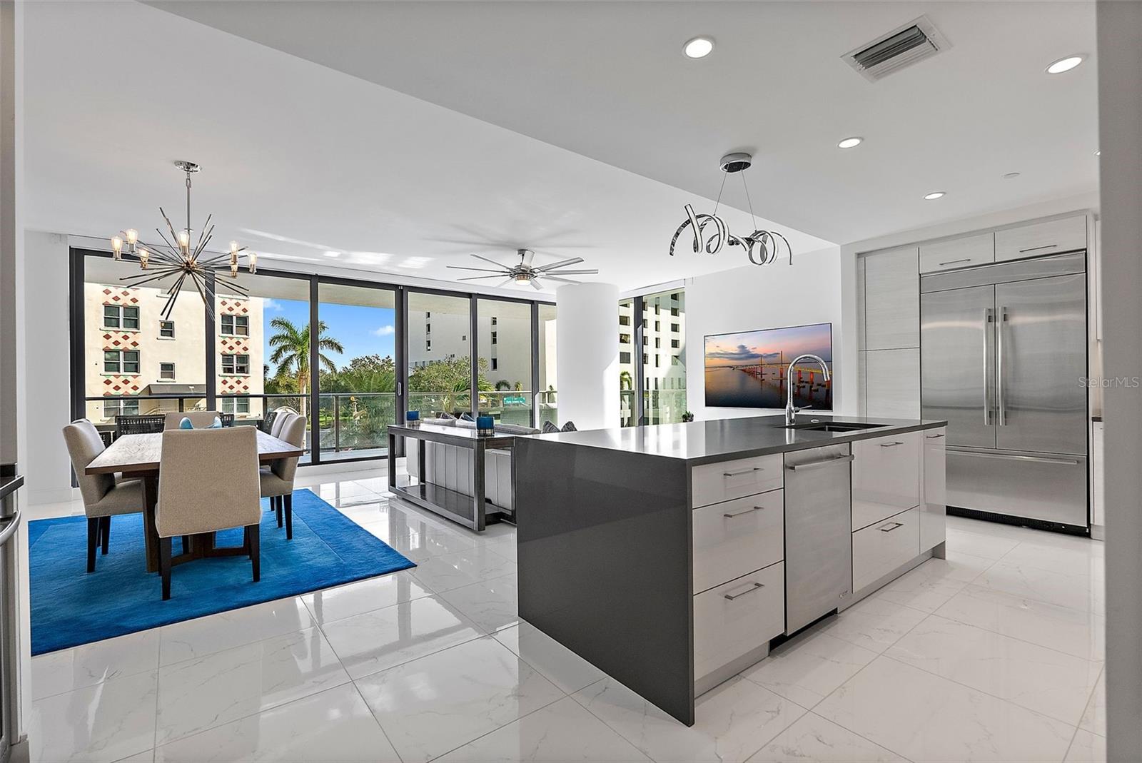 ONE ST. PETERSBURG - Residential Lease