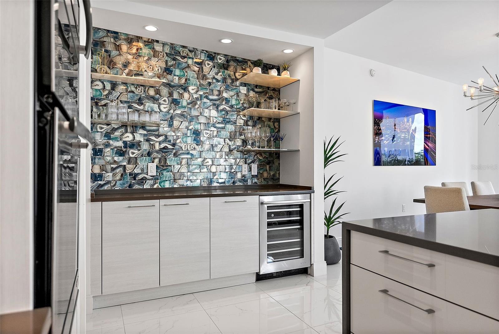 ONE ST. PETERSBURG - Residential Lease