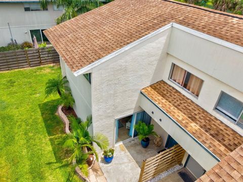 Photo of 1143 Longfellow Road, Sarasota, FL 34243 (MLS # A4659541)