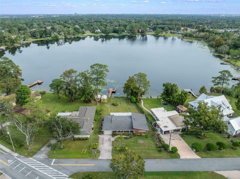 Photo of 9551 Bear Lake Circle, Apopka, FL 32703 (MLS # O6359178)
