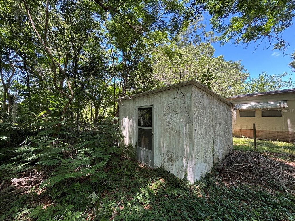 Photo of 3610 NE 59th Avenue, Silver Springs, FL 34488 (MLS # OM724056)