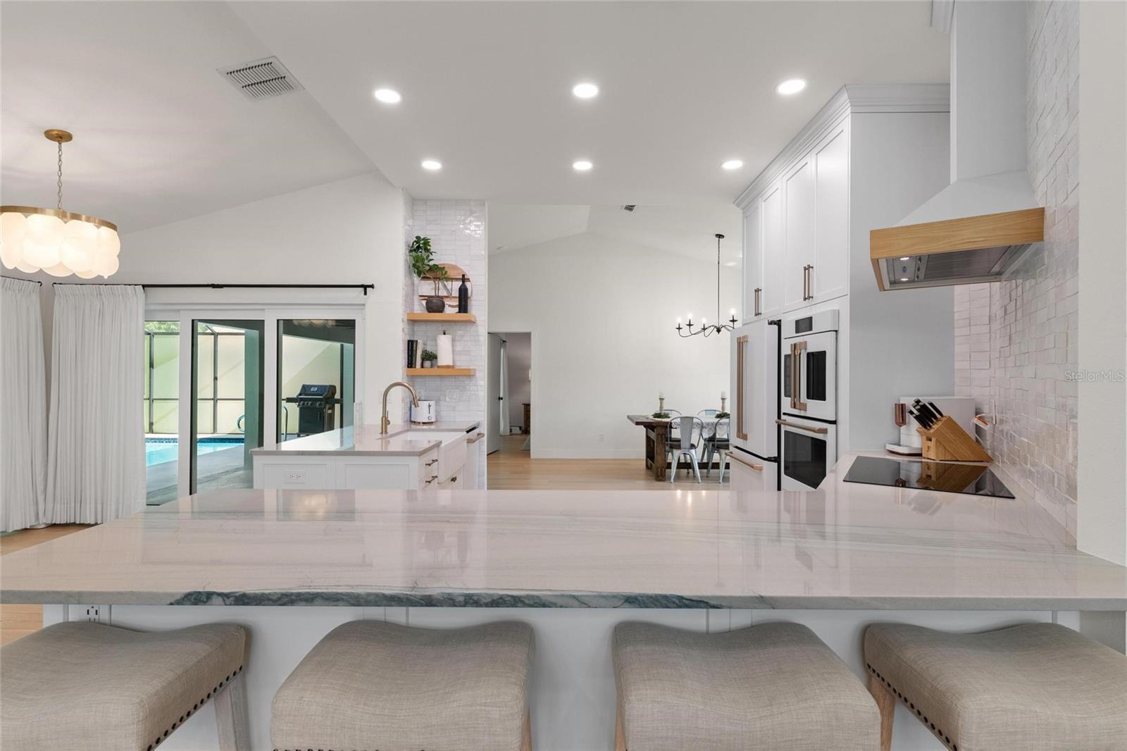 3262 GLENRIDGE DRIVE