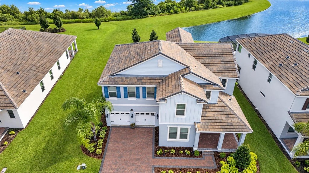 Photo of 9849 Lost Creek Drive, Winter Garden, FL 34787 (MLS # O6448197)