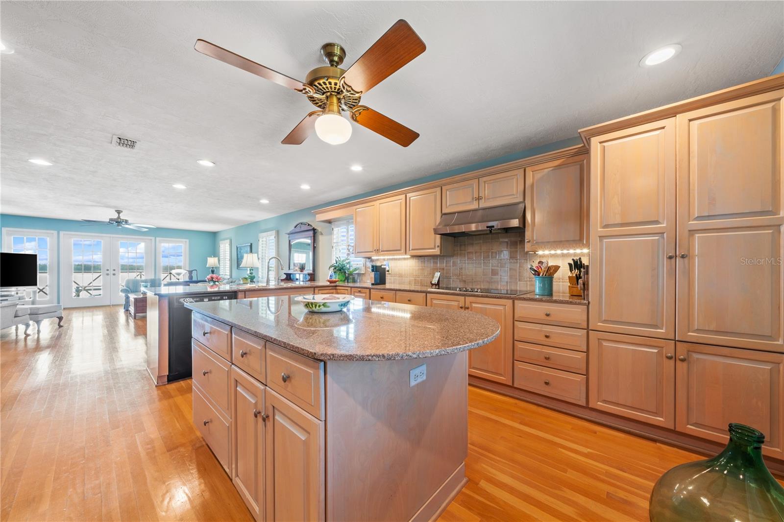 SHORE ACRES BAYOU GRANDE SEC - Residential