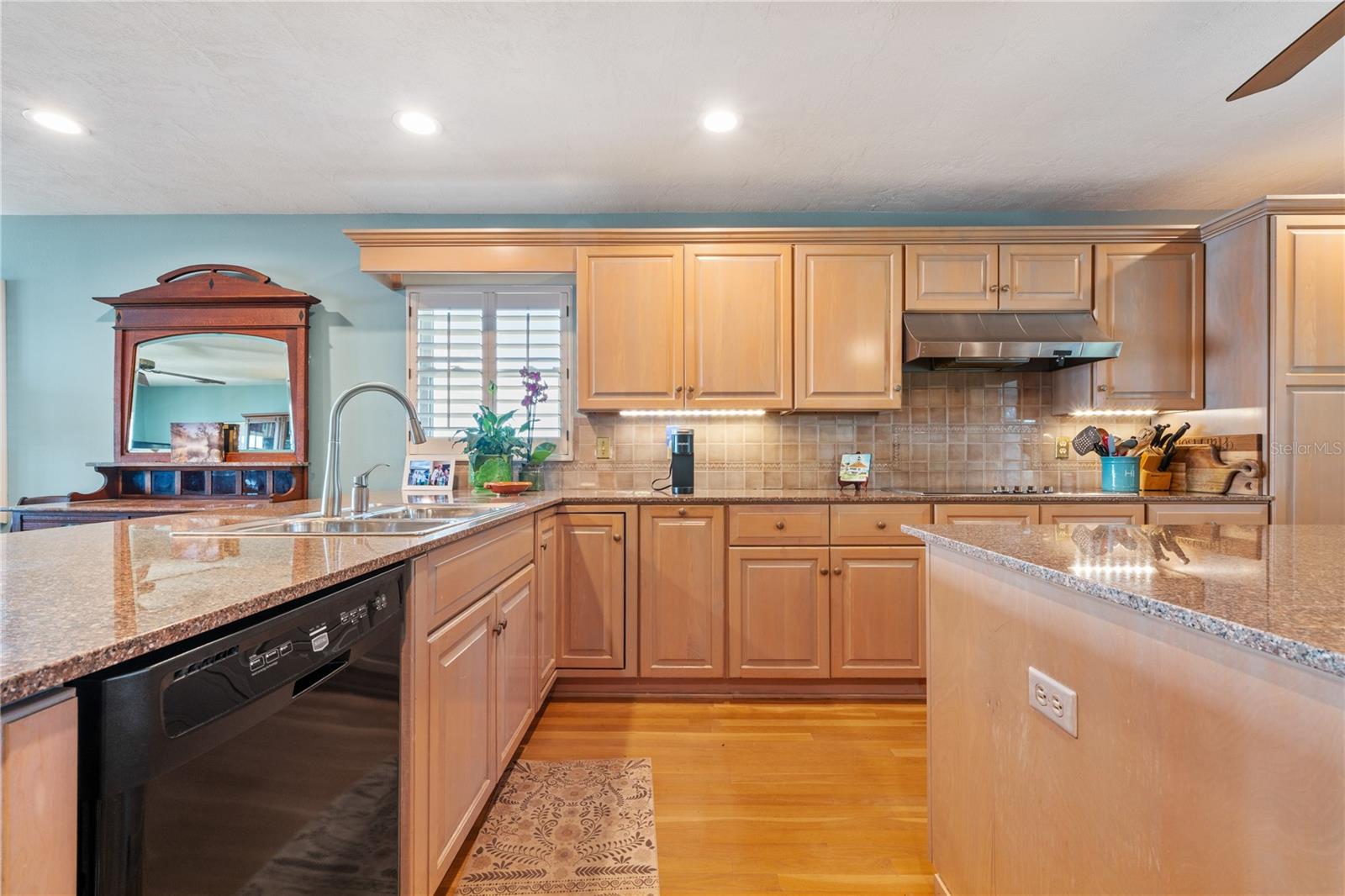 SHORE ACRES BAYOU GRANDE SEC - Residential