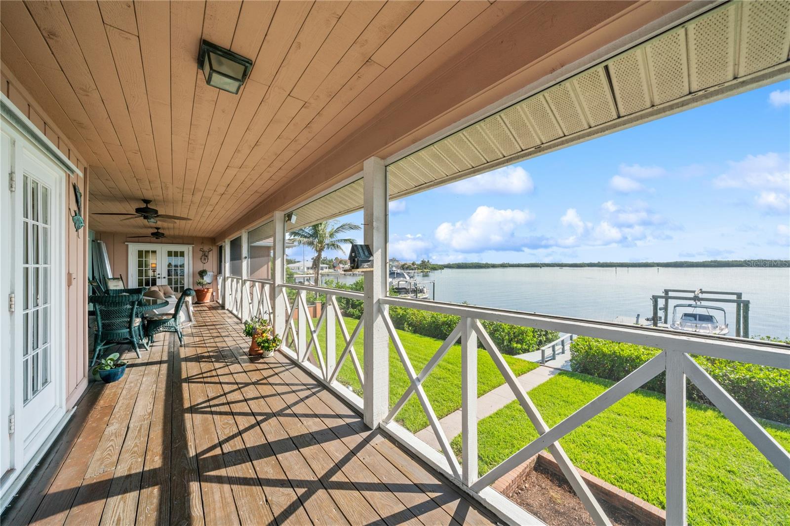 SHORE ACRES BAYOU GRANDE SEC - Residential