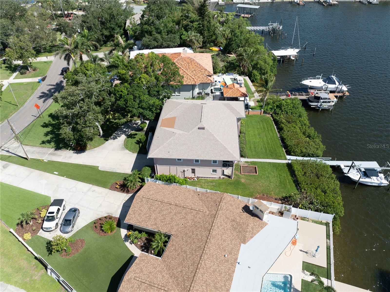 SHORE ACRES BAYOU GRANDE SEC - Residential